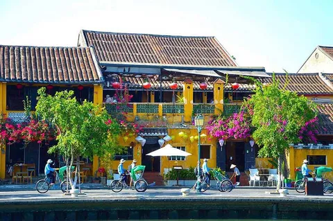 EXPLORING THE CHARM OF XICH LO IN HOI AN_image